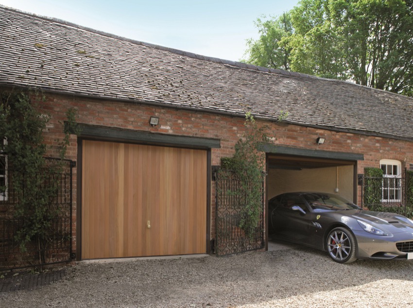 wood-garage-doors