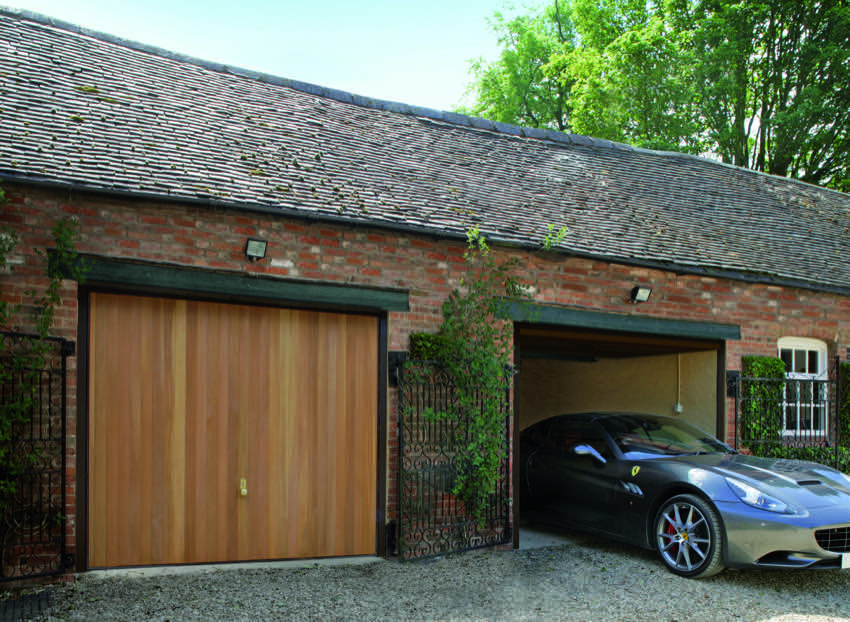 wooden-garage-doors