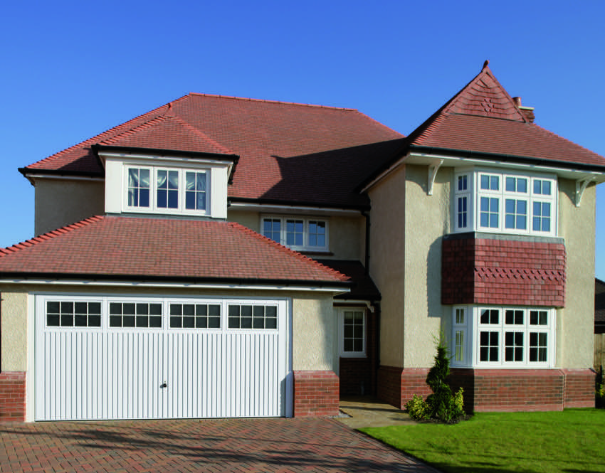 detached-house-traditional-garage-door