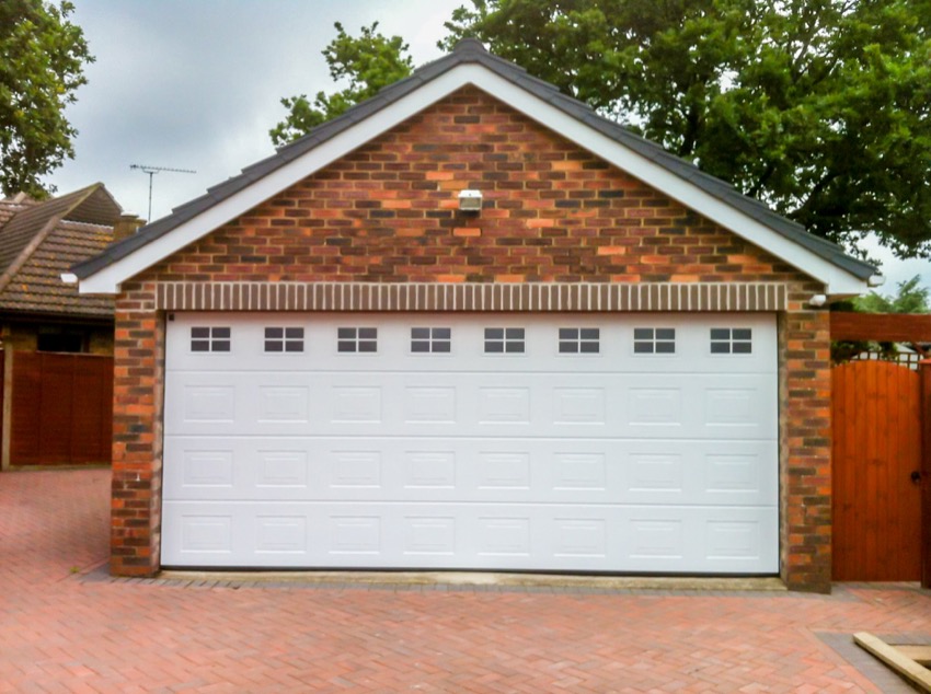 Window overhead garage door