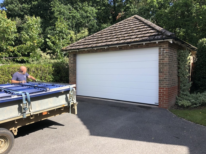 Sectional garage door